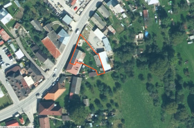 Rodinný dom so záhradou, / 660m2/, Bytča - Hliník nad Váhom